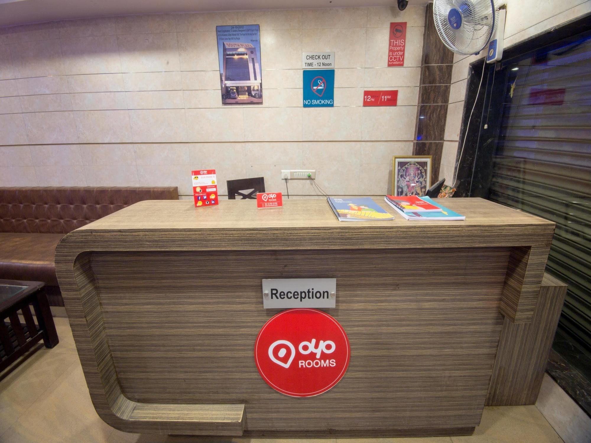 Oyo 1524 Hotel Vaani Continental Канпур Екстериор снимка
