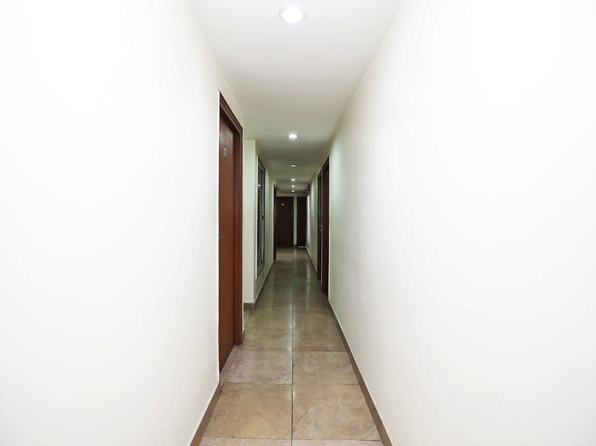 Oyo 1524 Hotel Vaani Continental Канпур Екстериор снимка