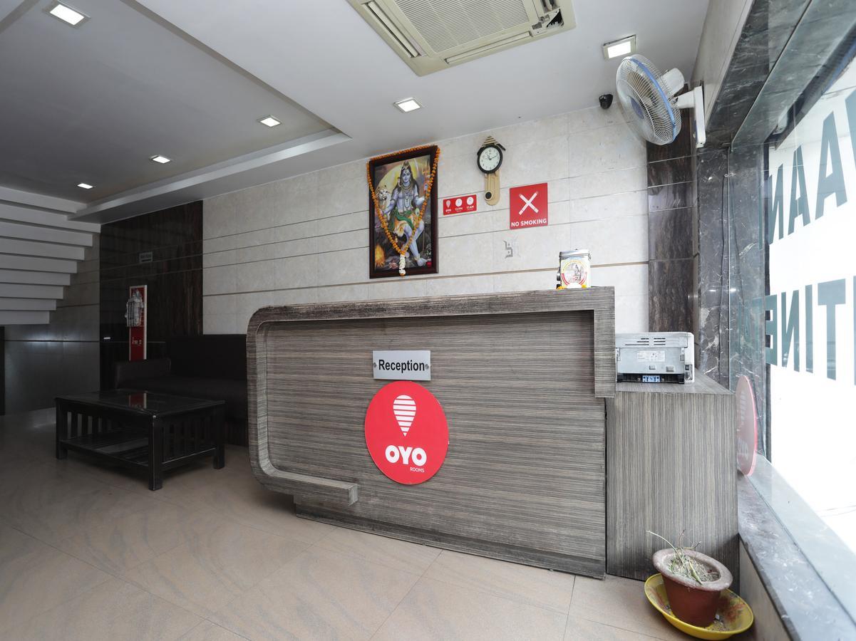 Oyo 1524 Hotel Vaani Continental Канпур Екстериор снимка