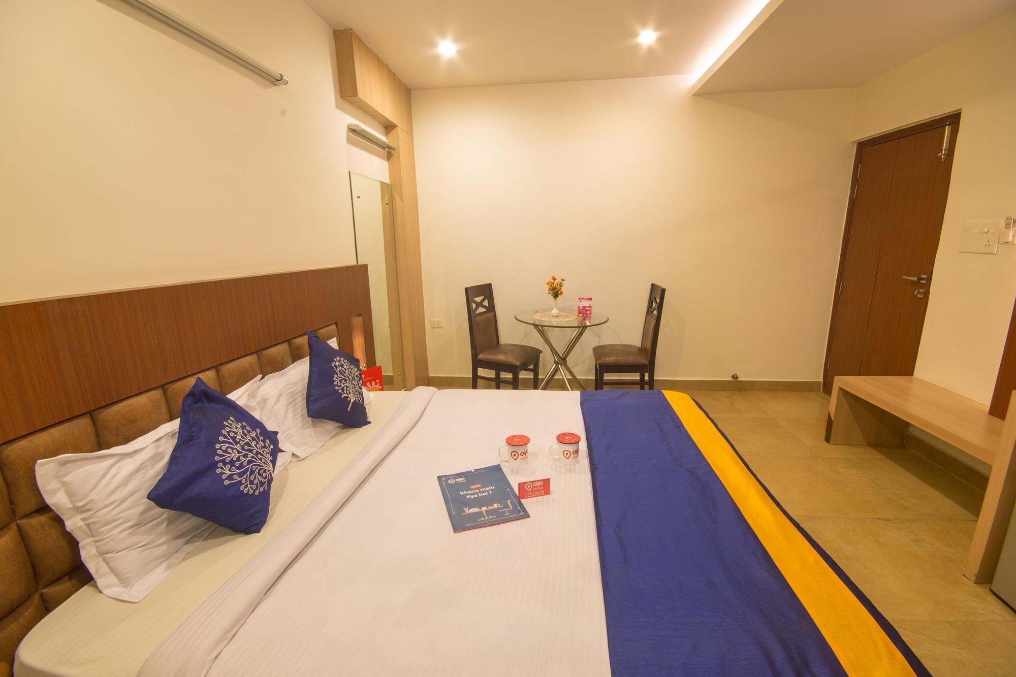 Oyo 1524 Hotel Vaani Continental Канпур Екстериор снимка